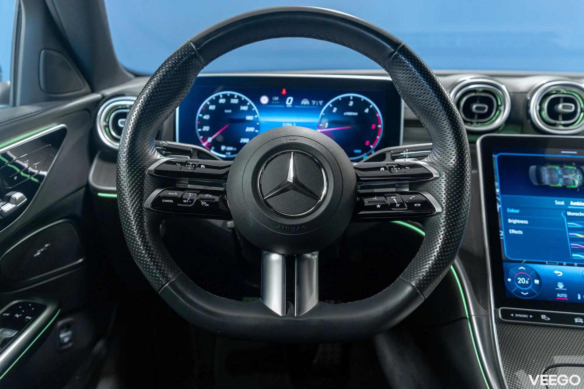 Mercedes-Benz C220 D 4MATIC AMG 2 147kW