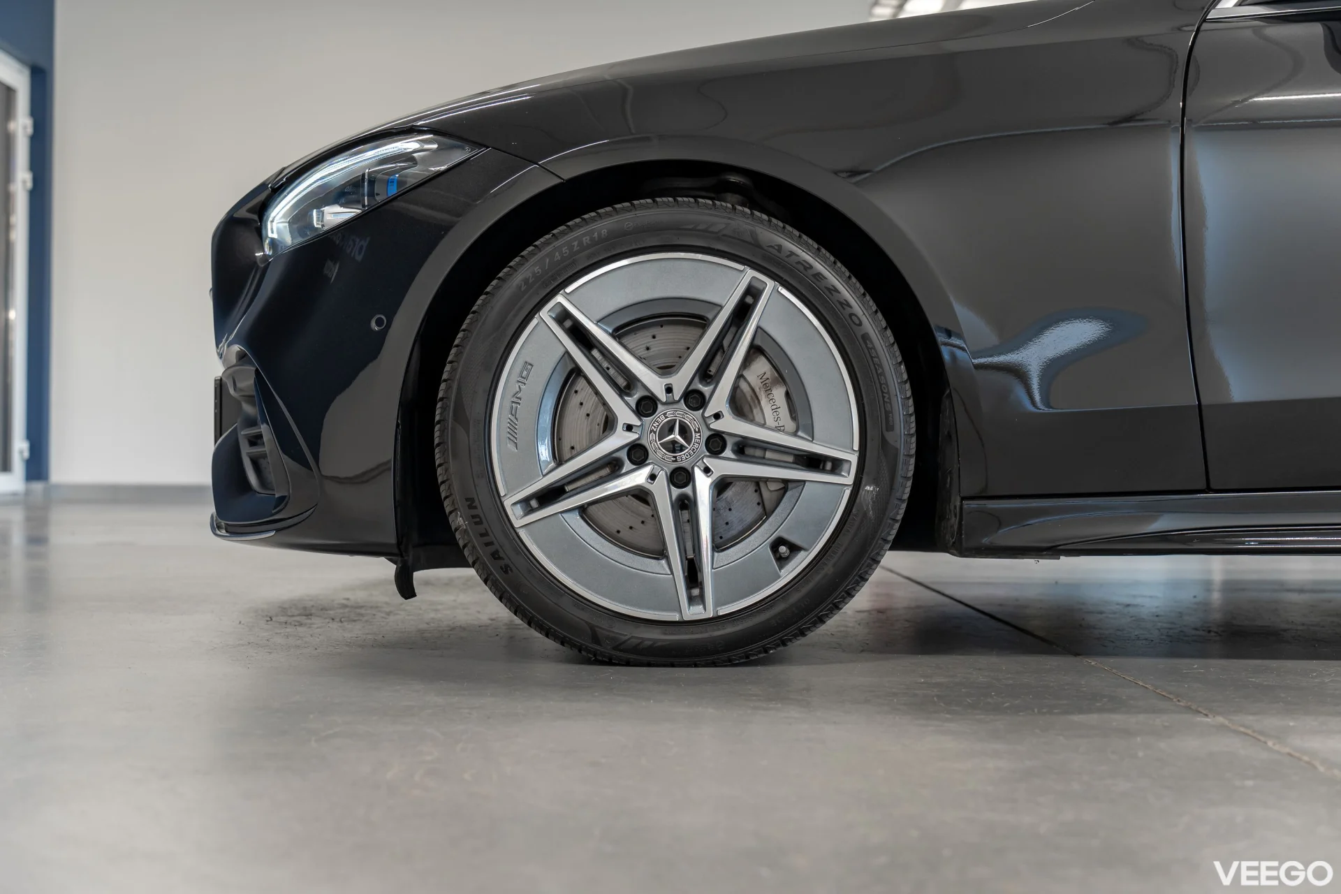 Mercedes-Benz C220 D 4MATIC AMG 2 147kW