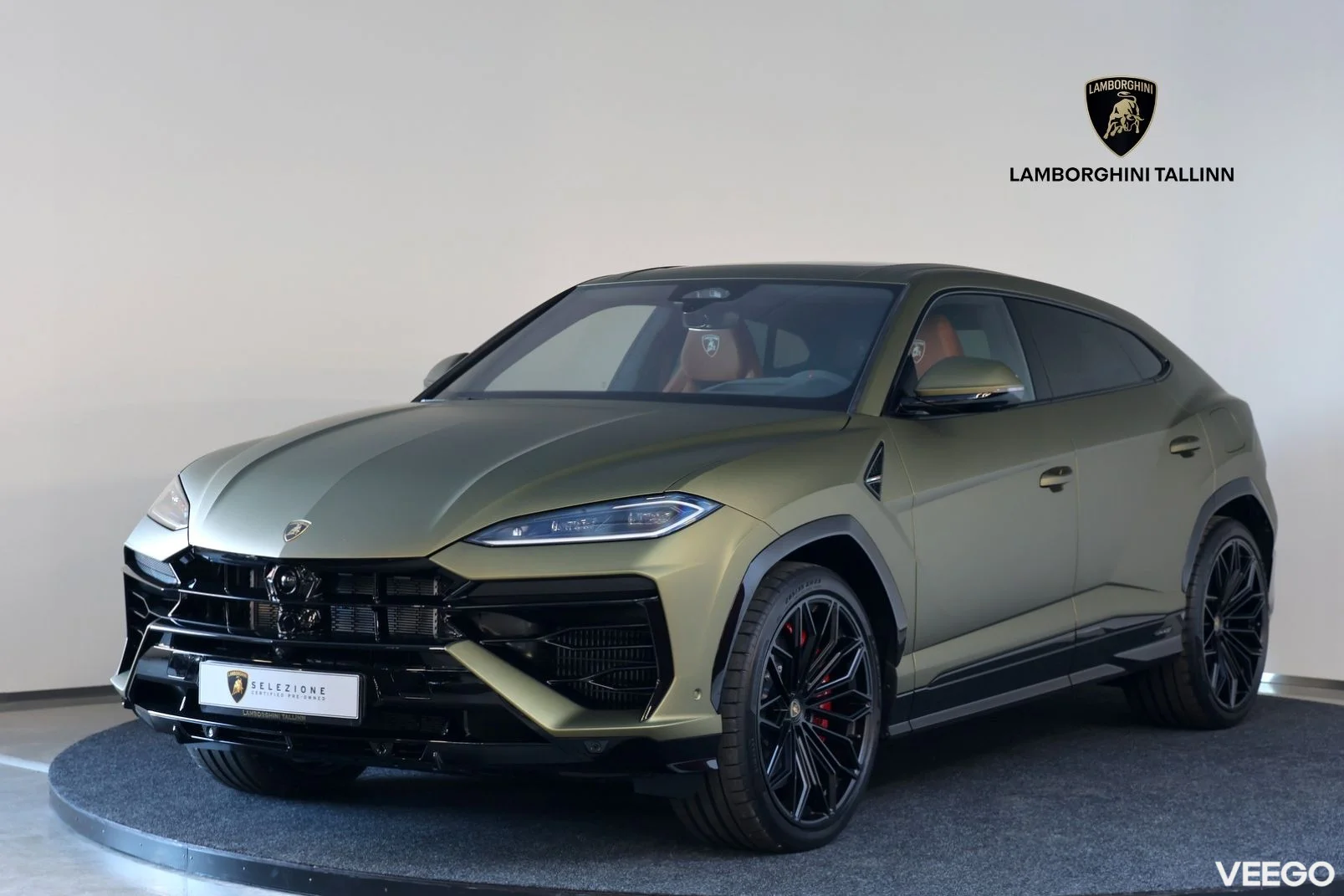Lamborghini Urus - 4 588kW
