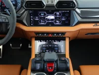 Lamborghini Urus - 4 588kW thumbnail