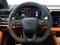 Lamborghini Urus - 4 588kW thumbnail