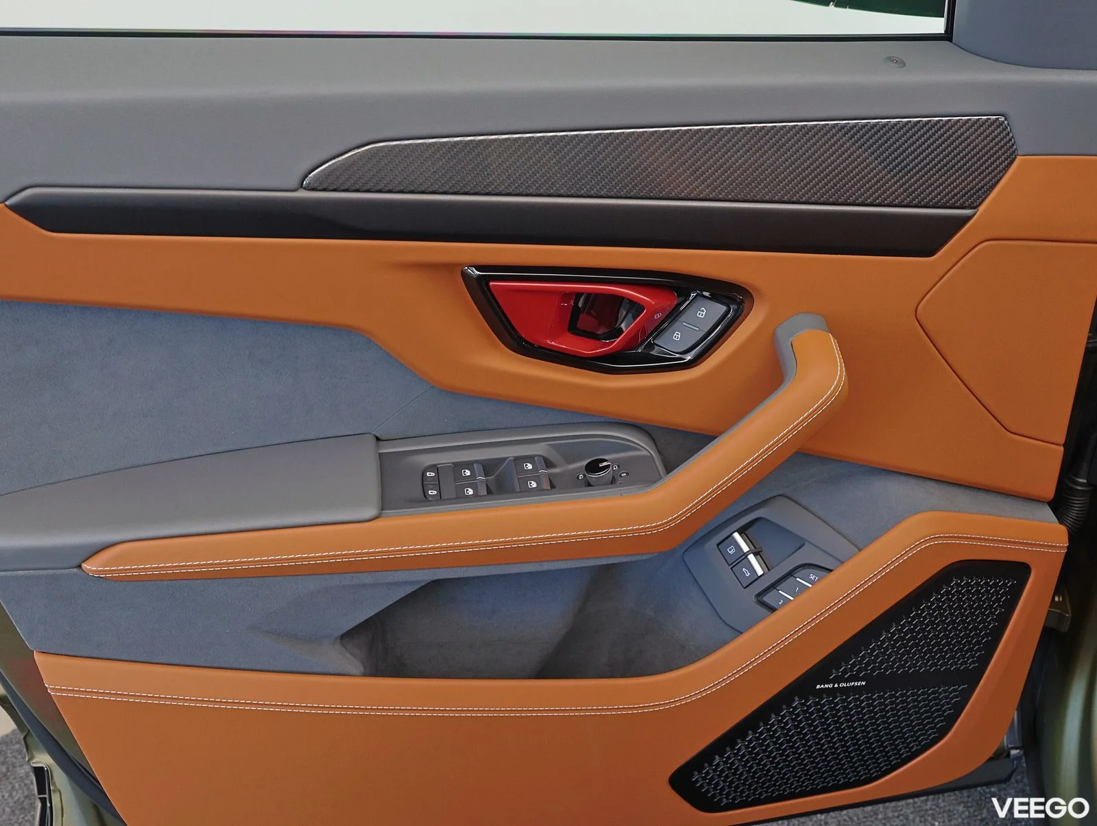 Lamborghini Urus - 4 588kW