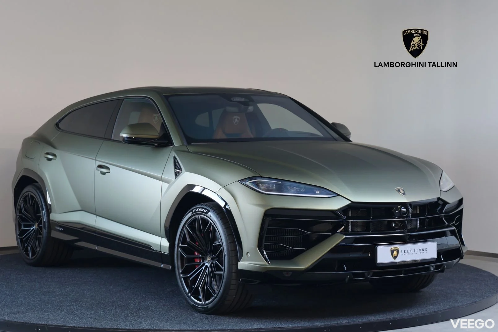 Lamborghini Urus - 4 588kW