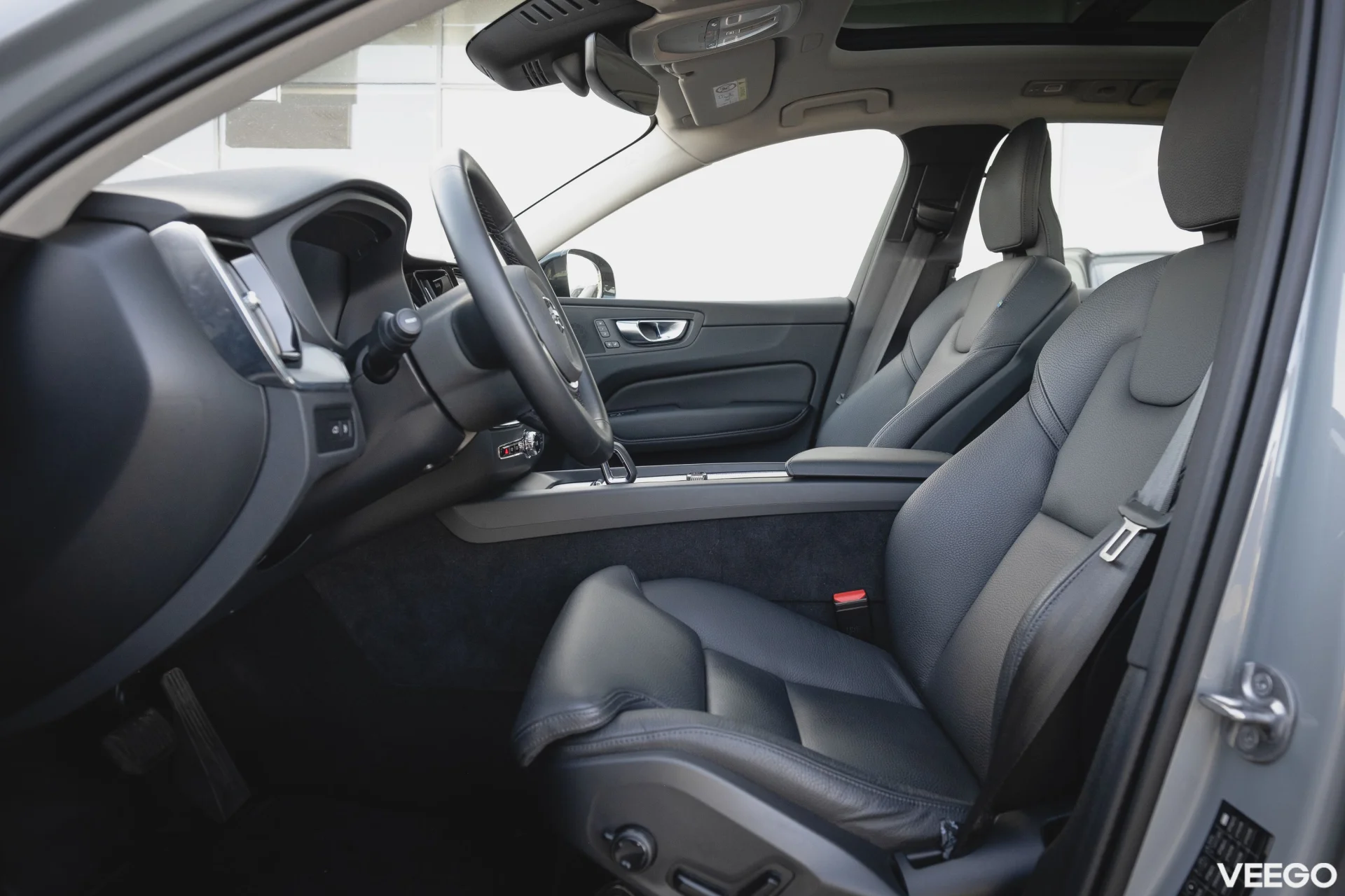 Volvo XC60 T8 Recharge Plus Dark E-AWD 2 335kW