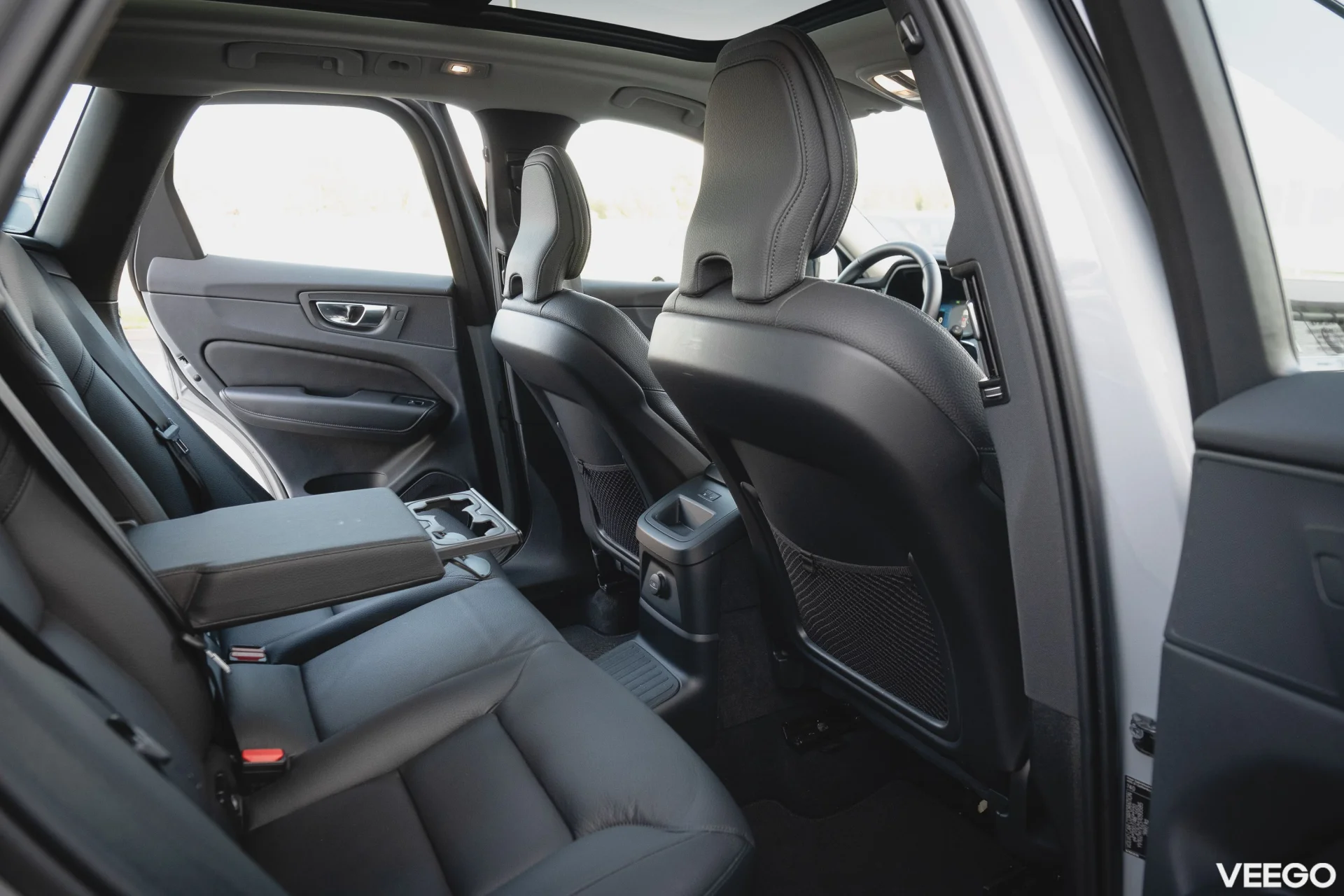 Volvo XC60 T8 Recharge Plus Dark E-AWD 2 335kW