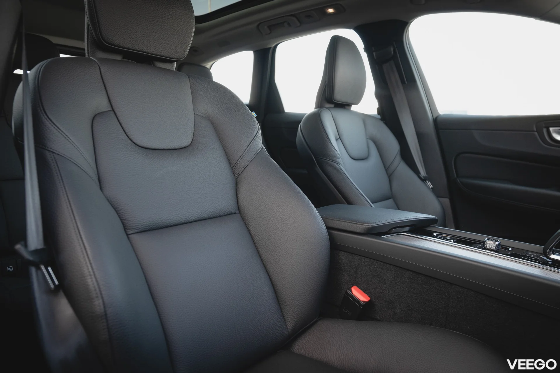 Volvo XC60 T8 Recharge Plus Dark E-AWD 2 335kW