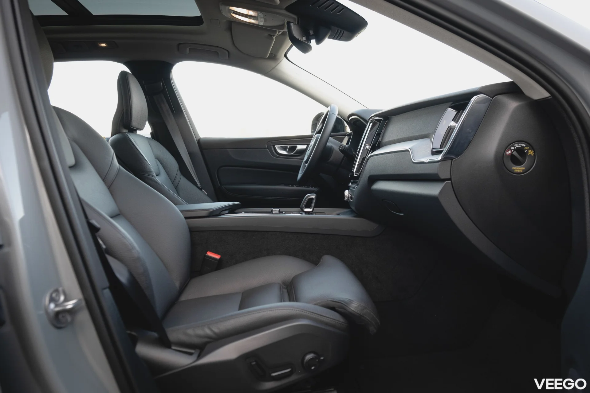 Volvo XC60 T8 Recharge Plus Dark E-AWD 2 335kW
