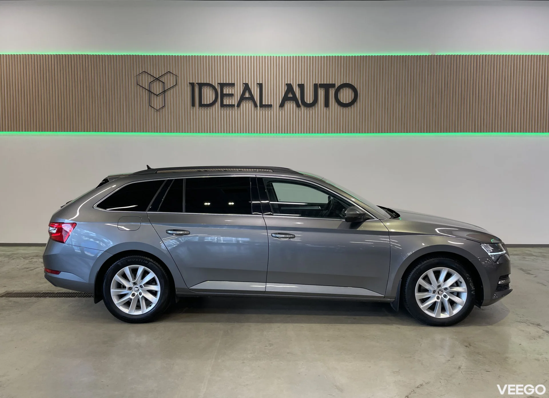 Skoda Superb Ambition FL 1.5 110kW
