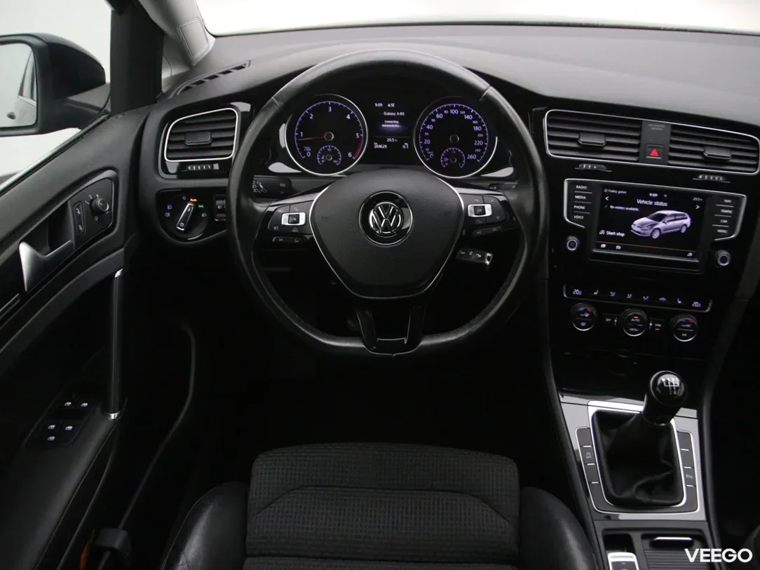 Volkswagen Golf 1.6 81kW
