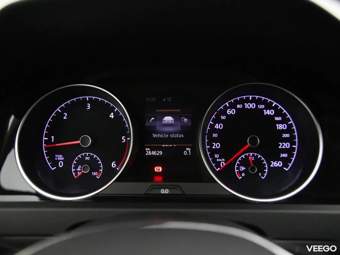 Volkswagen Golf 1.6 81kW