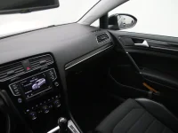Volkswagen Golf 1.6 81kW thumbnail