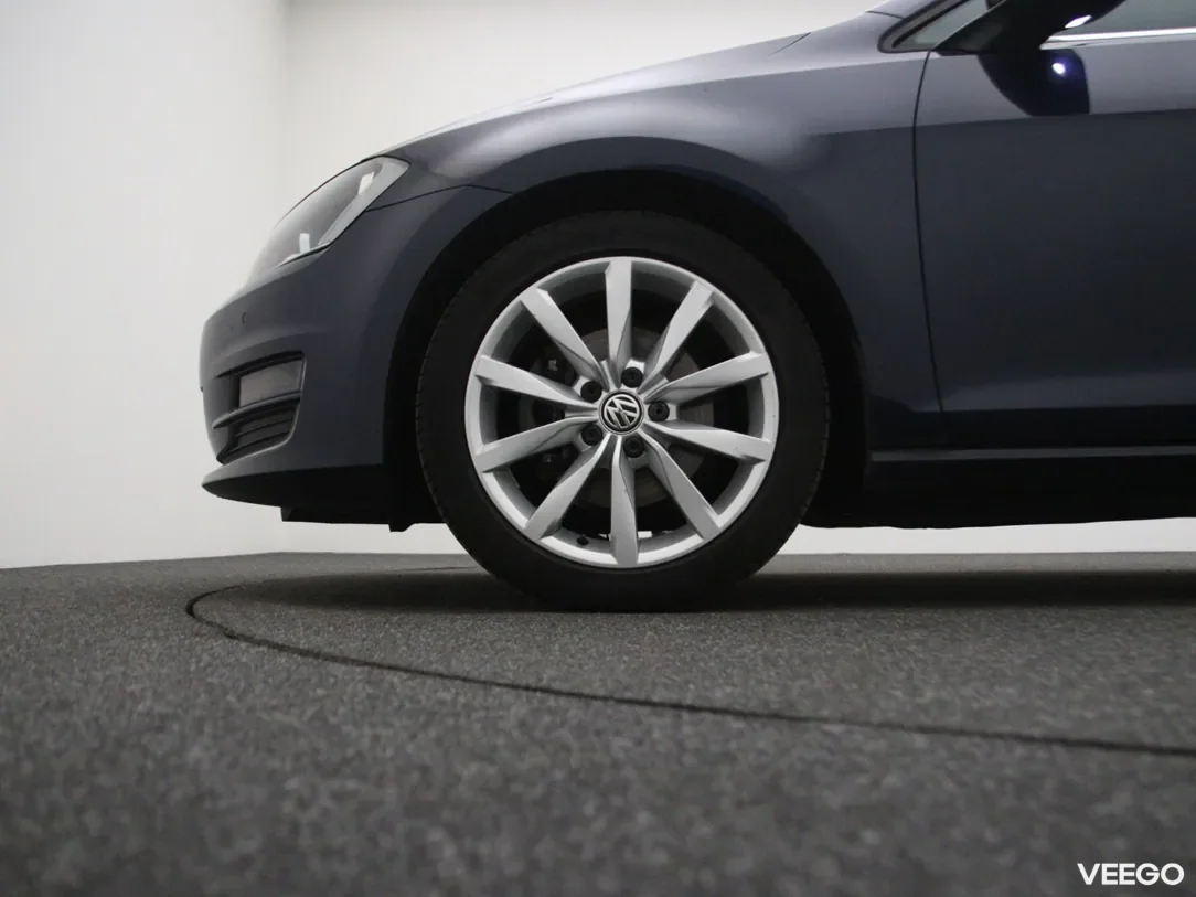 Volkswagen Golf 1.6 81kW