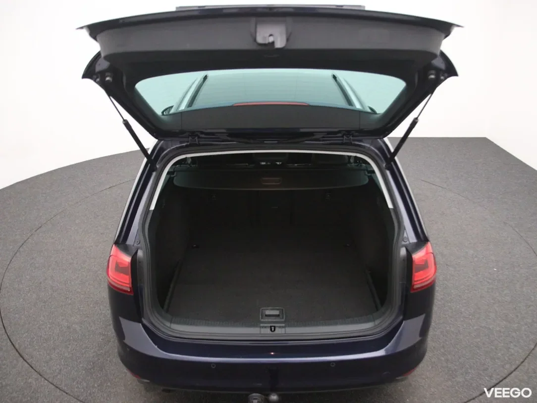 Volkswagen Golf 1.6 81kW