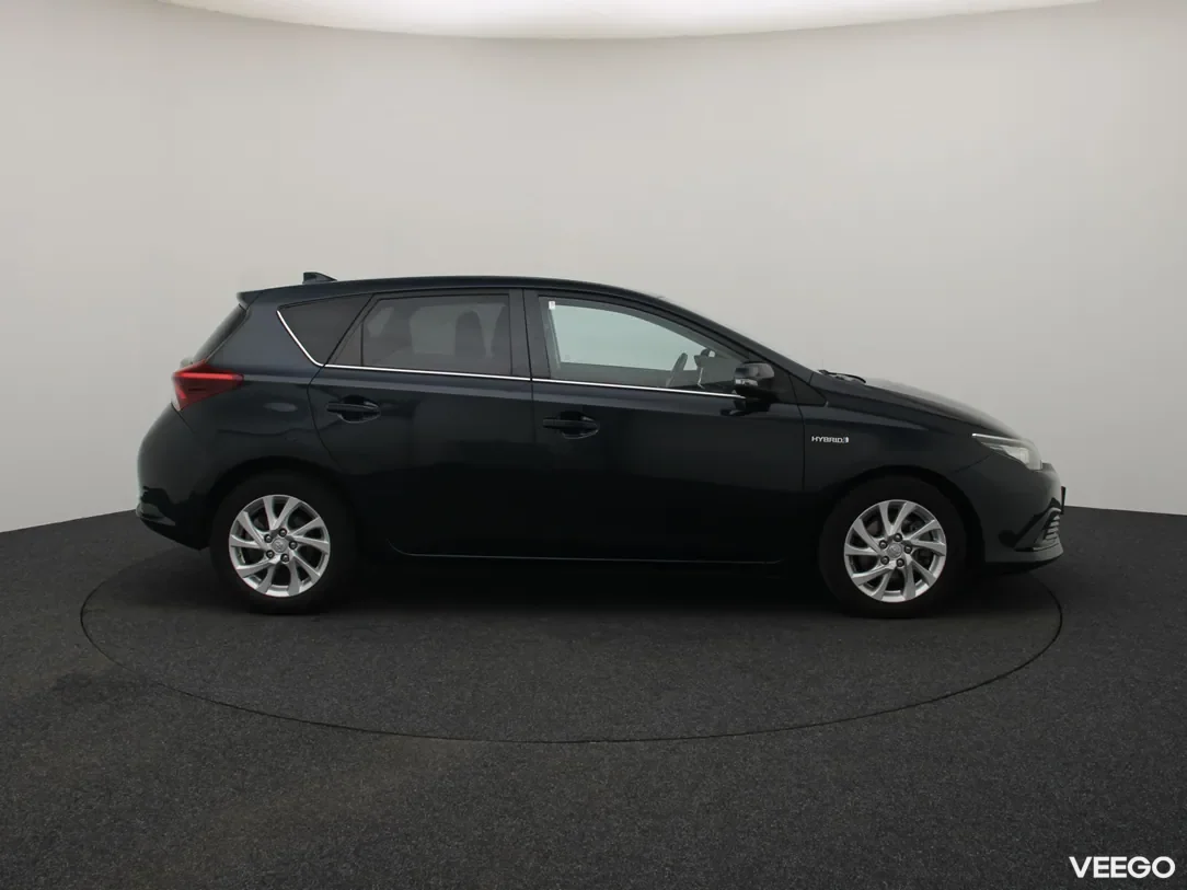 Toyota Auris 1.8 100kW