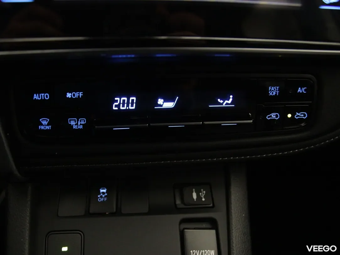 Toyota Auris 1.8 100kW