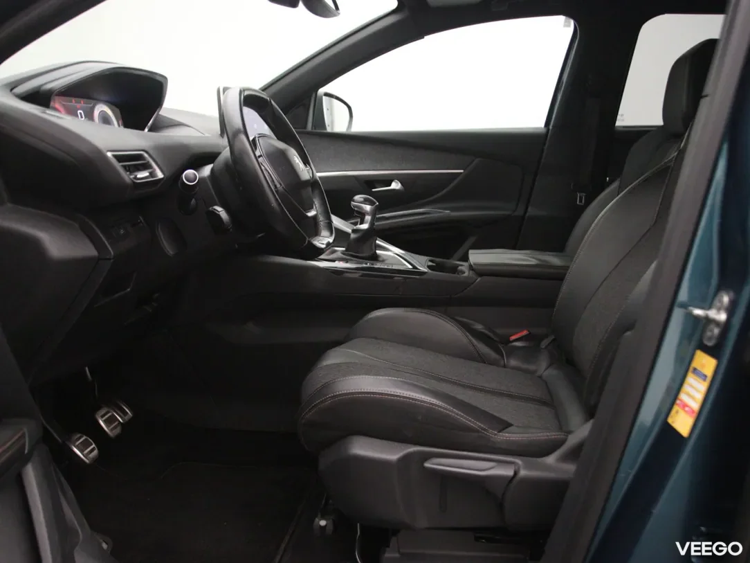 Peugeot 5008 1.2 96kW