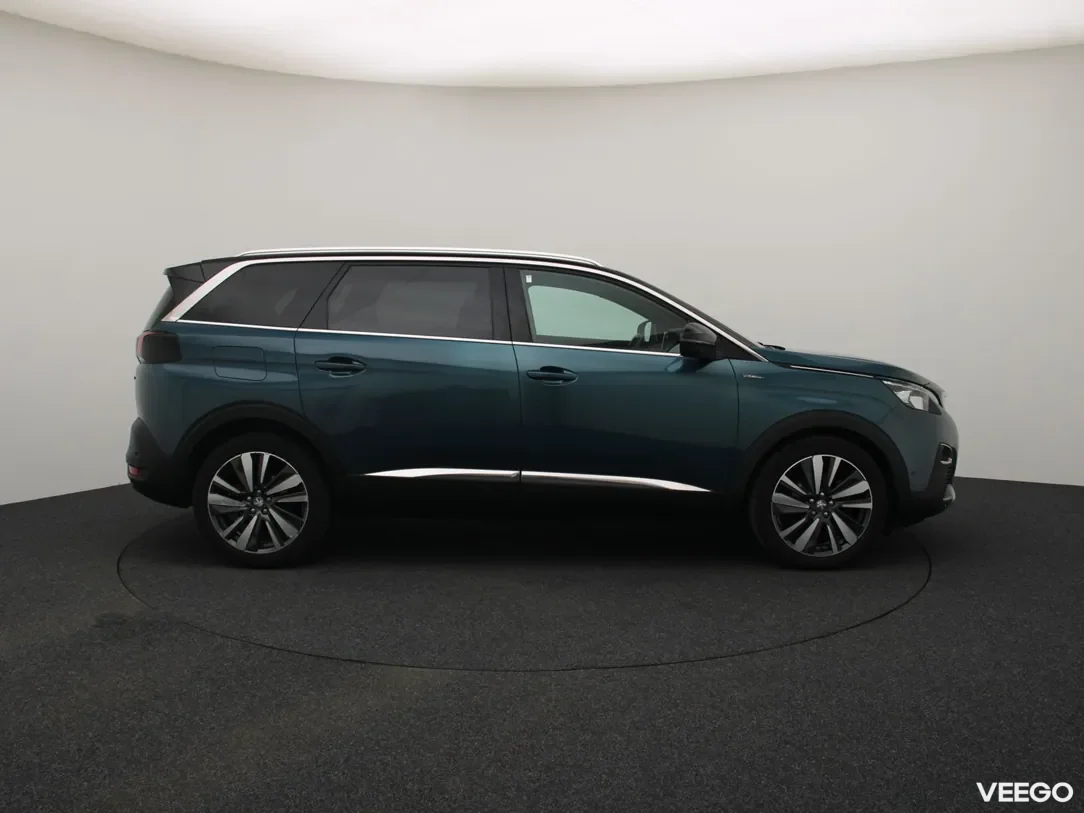 Peugeot 5008 1.2 96kW
