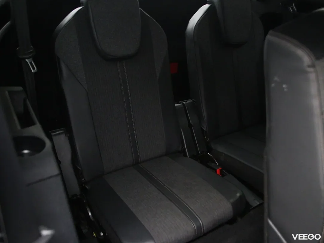 Peugeot 5008 1.2 96kW