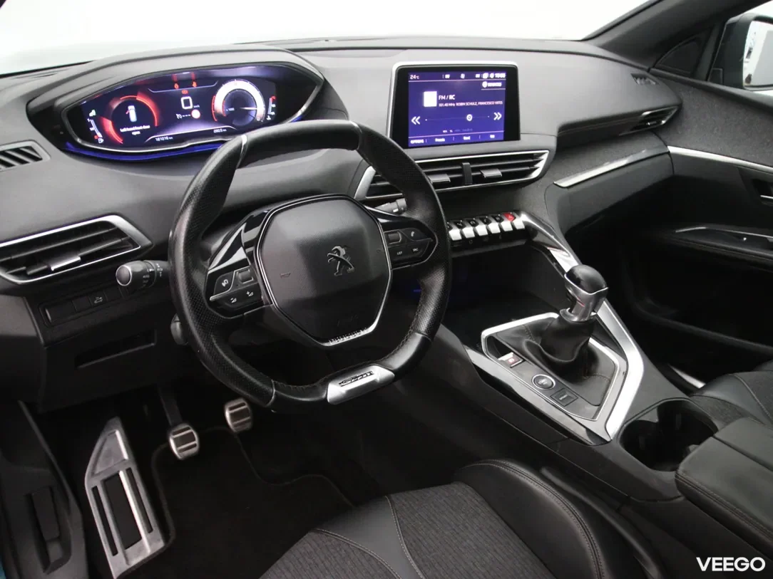 Peugeot 5008 1.2 96kW