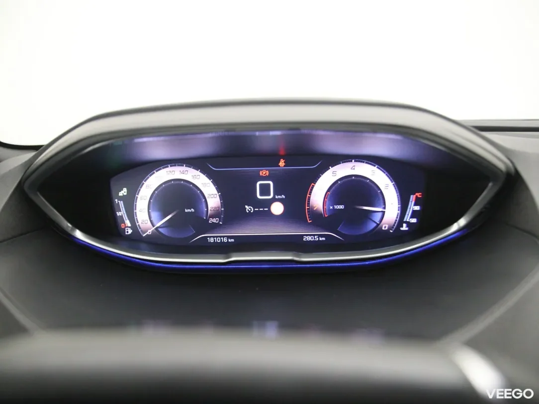 Peugeot 5008 1.2 96kW