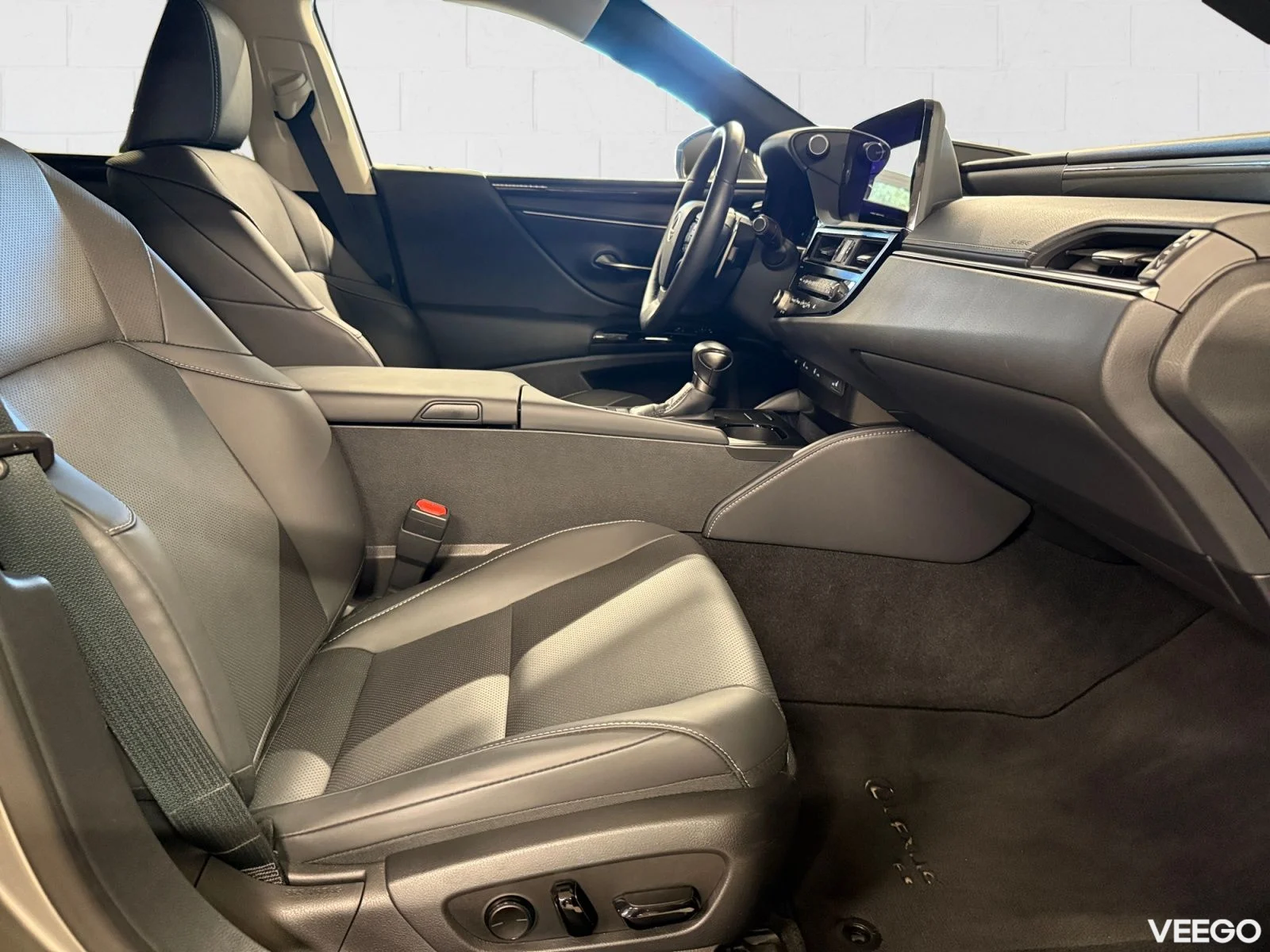 Lexus ES 300 F Sport 2.5 131kW