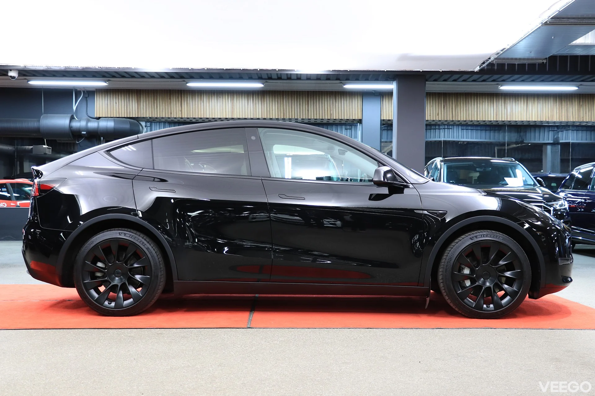 Tesla Model Y   Long Range Dual Motor AWD 0.0 378kW