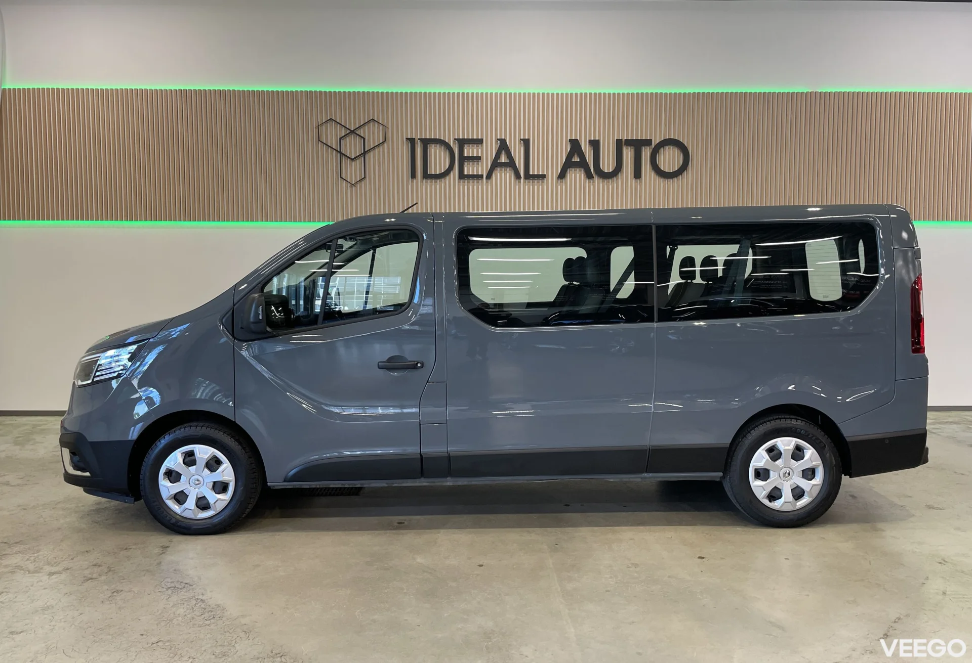 Renault TRAFIC Combi Grandpack CLIM L2H1 2 110kW