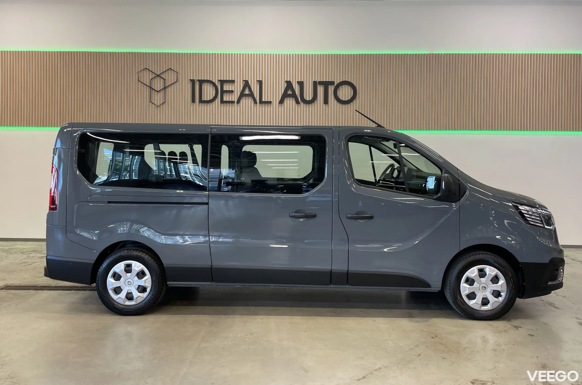 Renault TRAFIC Combi Grandpack CLIM L2H1 2 110kW