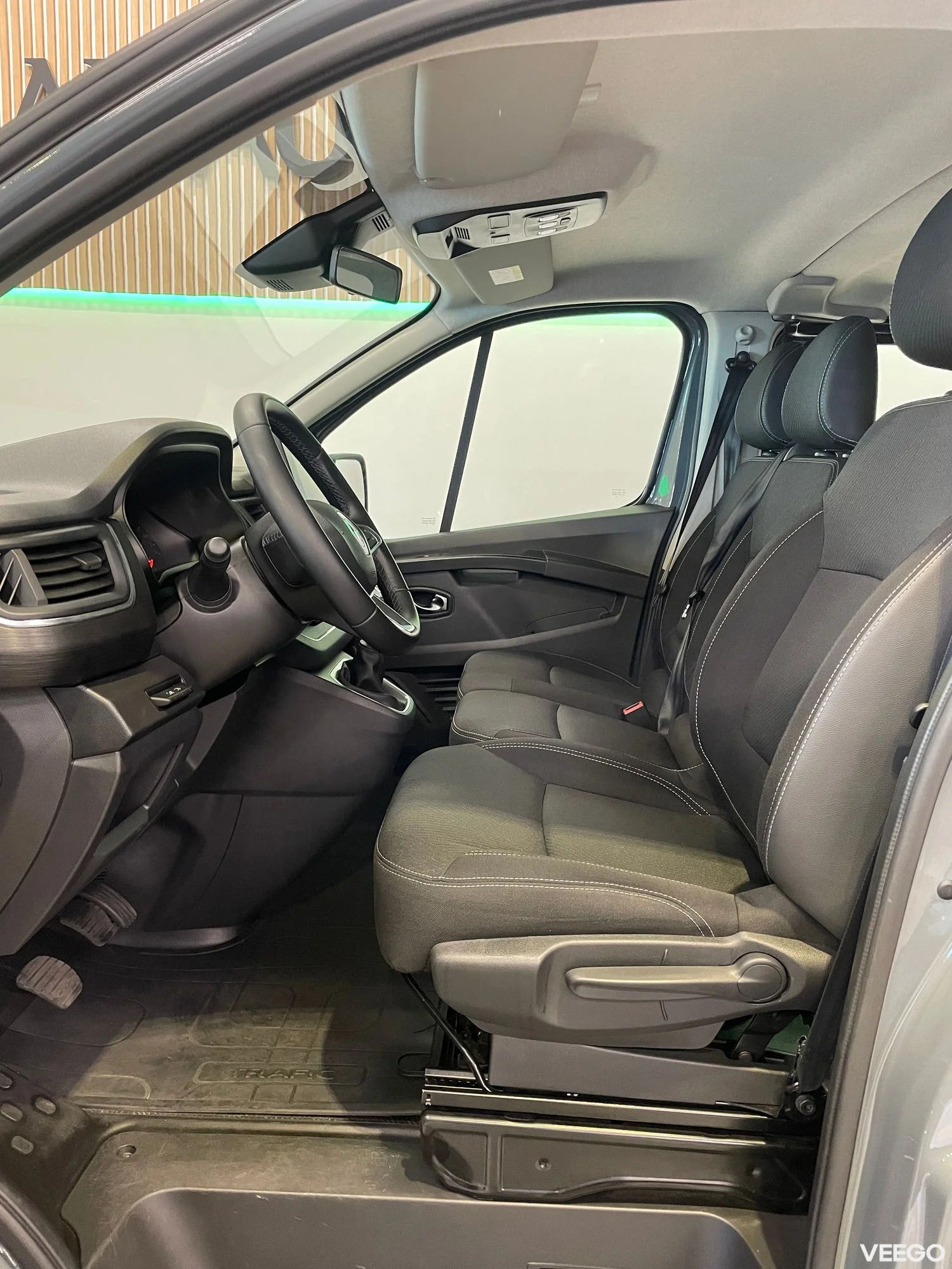 Renault TRAFIC Combi Grandpack CLIM L2H1 2 110kW