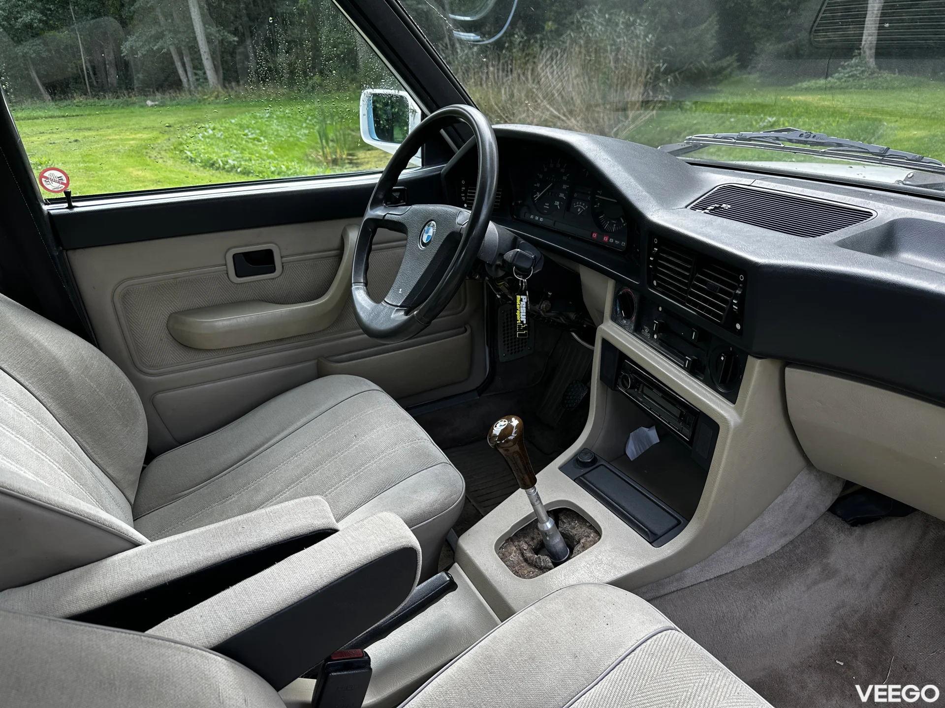 BMW 525 2.7 90kW