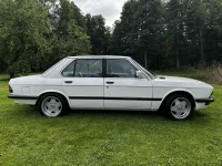 BMW 525 2.7 90kW thumbnail