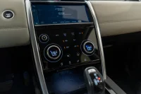Land Rover Discovery Sport mHev P200 SE AWD 2 147kW thumbnail