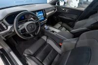Volvo V60 2.0 B4 Mild-Hybrid Plus Dark 2 145kW thumbnail