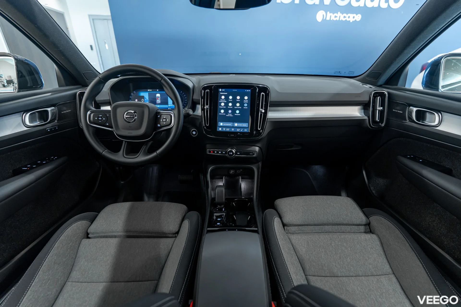 Volvo XC40 B3 Mild-Hybrid Plus Black Edition 2WD 2 120kW