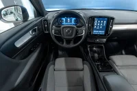 Volvo XC40 B3 Mild-Hybrid Plus Black Edition 2WD 2 120kW thumbnail