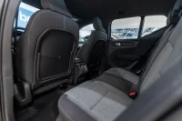 Volvo XC40 B3 Mild-Hybrid Plus Black Edition 2WD 2 120kW thumbnail