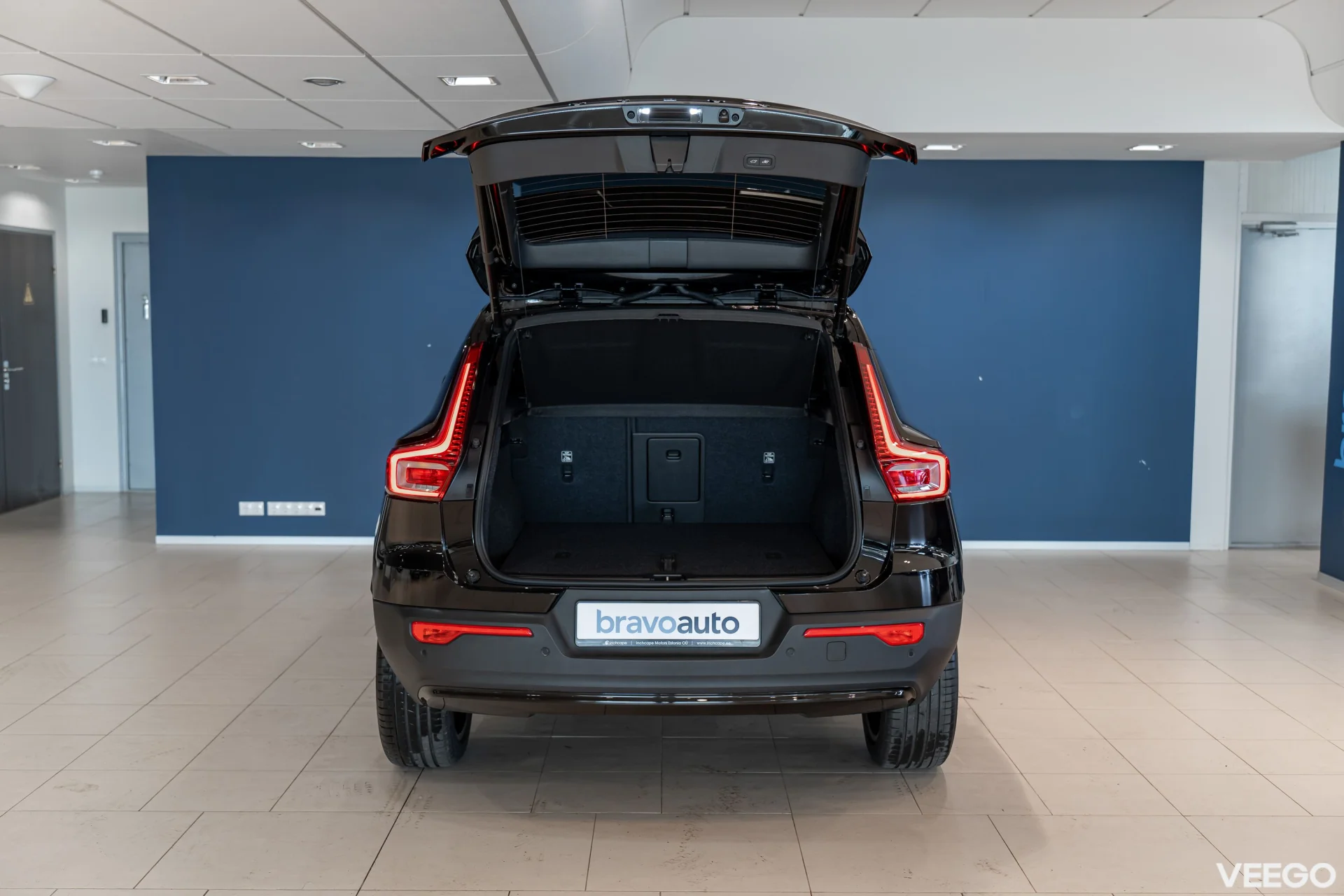 Volvo XC40 B3 Mild-Hybrid Plus Black Edition 2WD 2 120kW