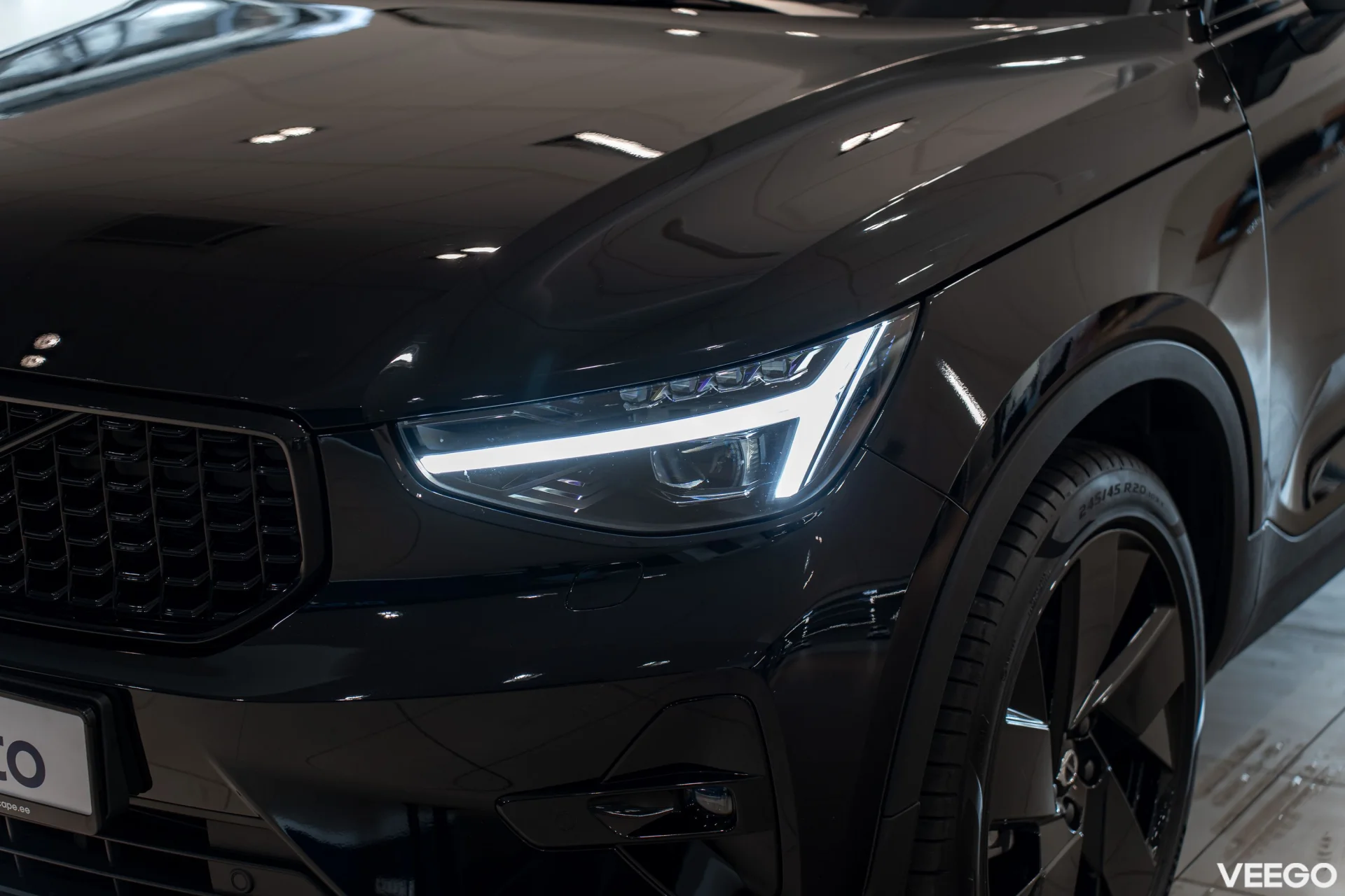 Volvo XC40 B3 Mild-Hybrid Plus Black Edition 2WD 2 120kW