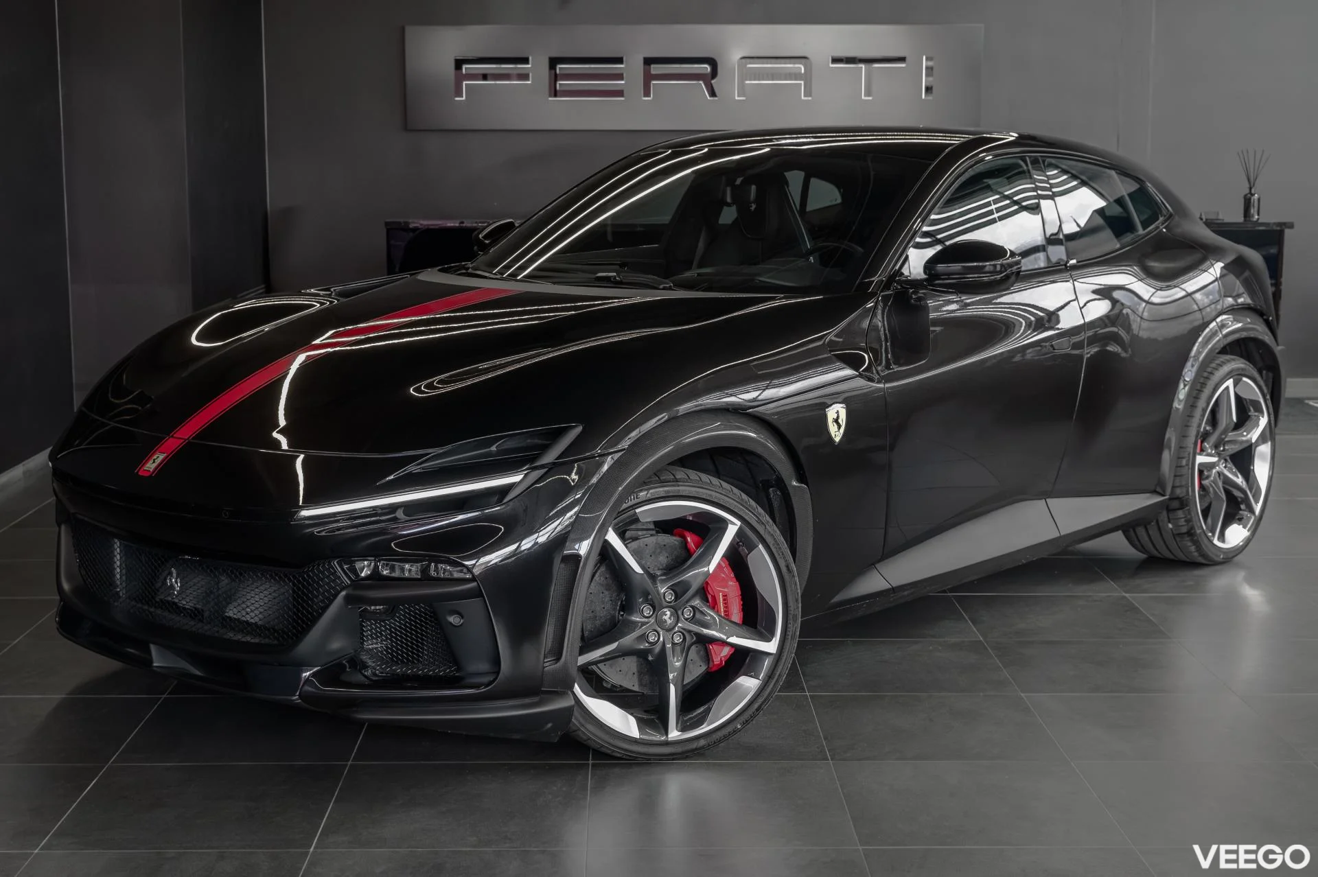 Ferrari Purosangue 6.5 533kW