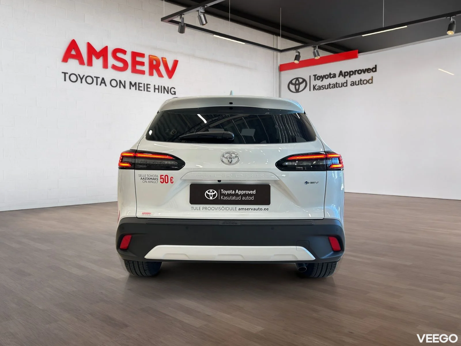 Toyota Corolla Luxury Hybrid 2 98kW