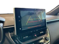 Toyota Corolla Luxury Hybrid 2 98kW thumbnail
