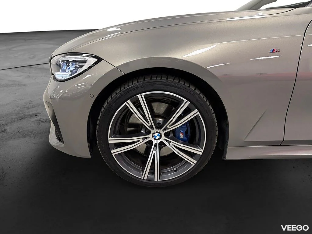 BMW 330 d xDrive Touring 286HK M-Sport /Laser /HuD /Se Spec 154kW