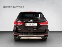BMW X5 xDrive40d 230kW thumbnail