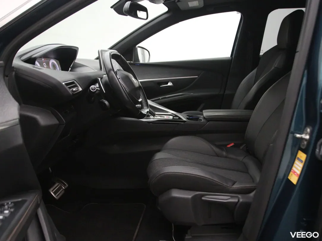 Peugeot 5008 1.2 96kW