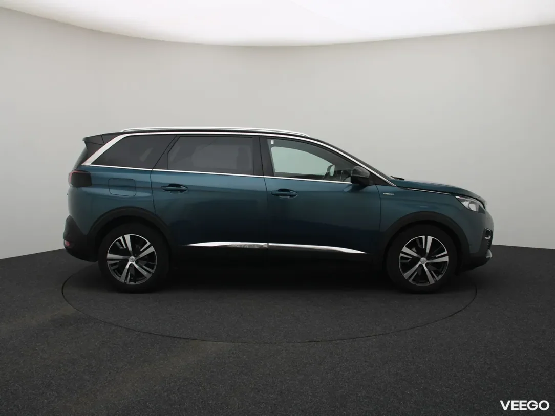 Peugeot 5008 1.2 96kW
