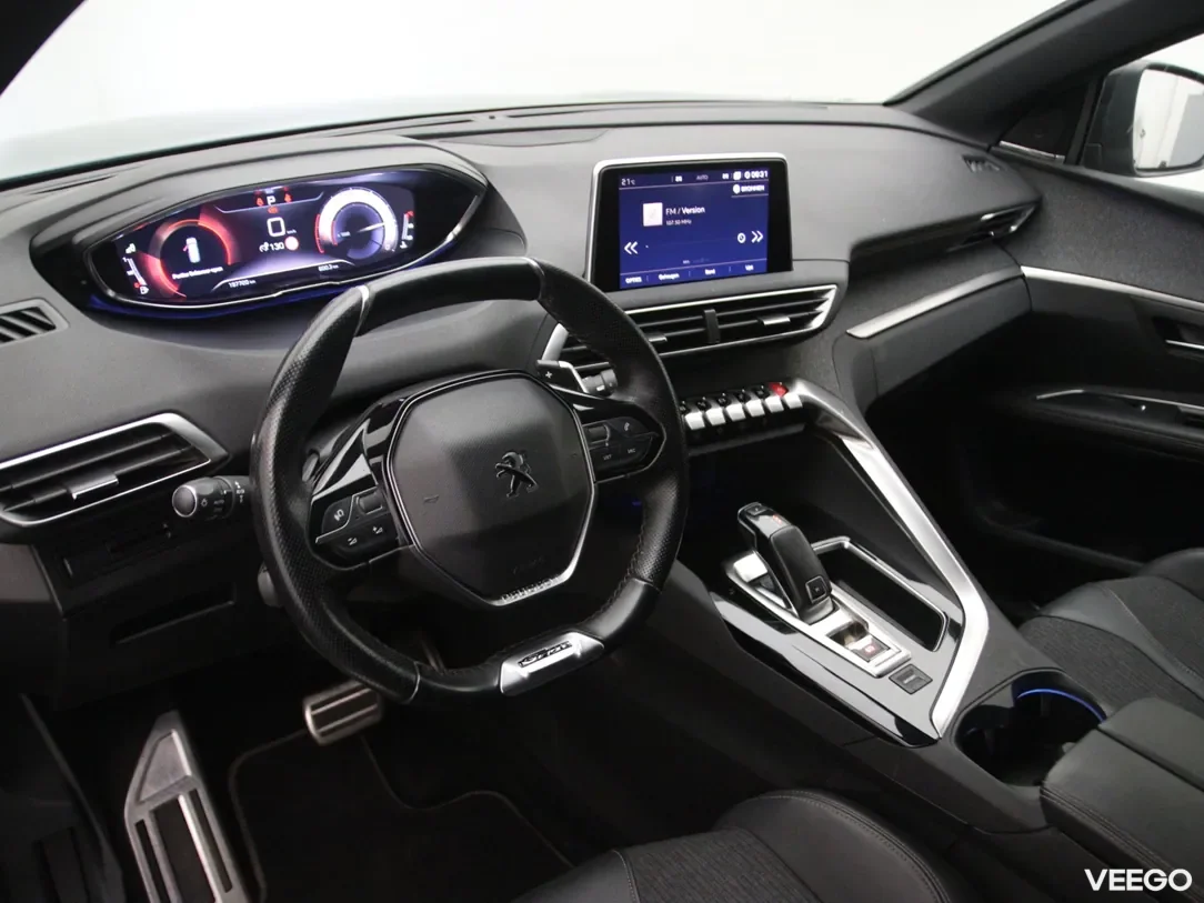 Peugeot 5008 1.2 96kW