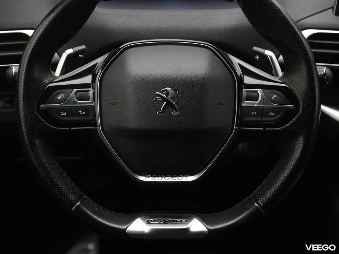 Peugeot 5008 1.2 96kW