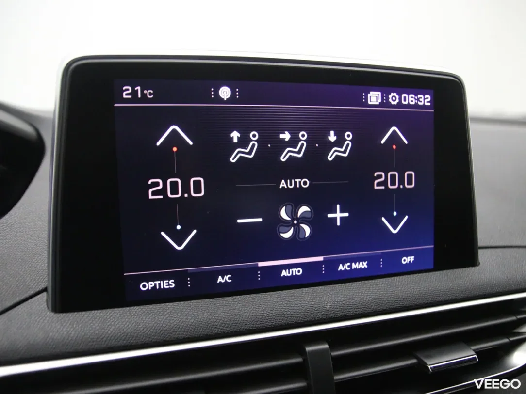 Peugeot 5008 1.2 96kW