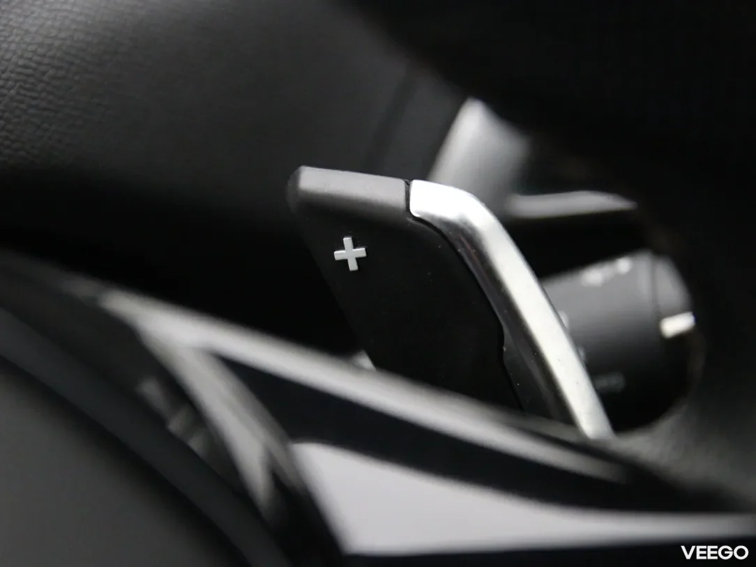 Peugeot 5008 1.2 96kW
