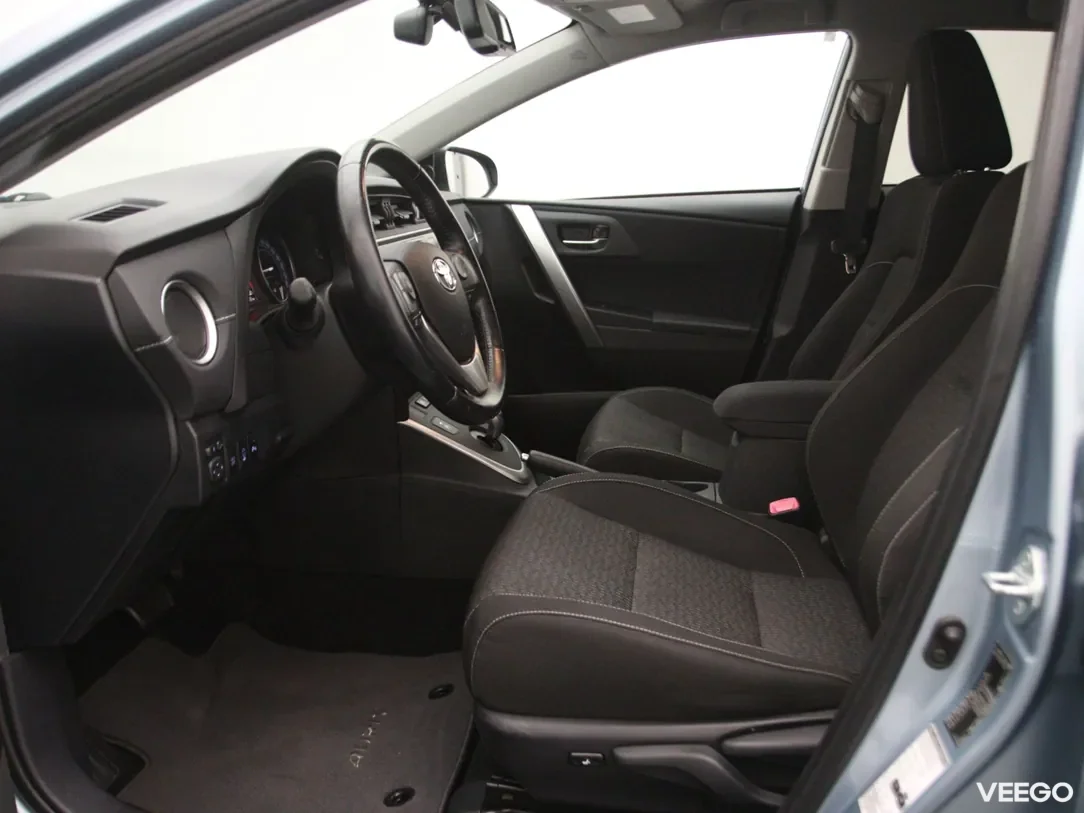 Toyota Auris 1.8 100kW